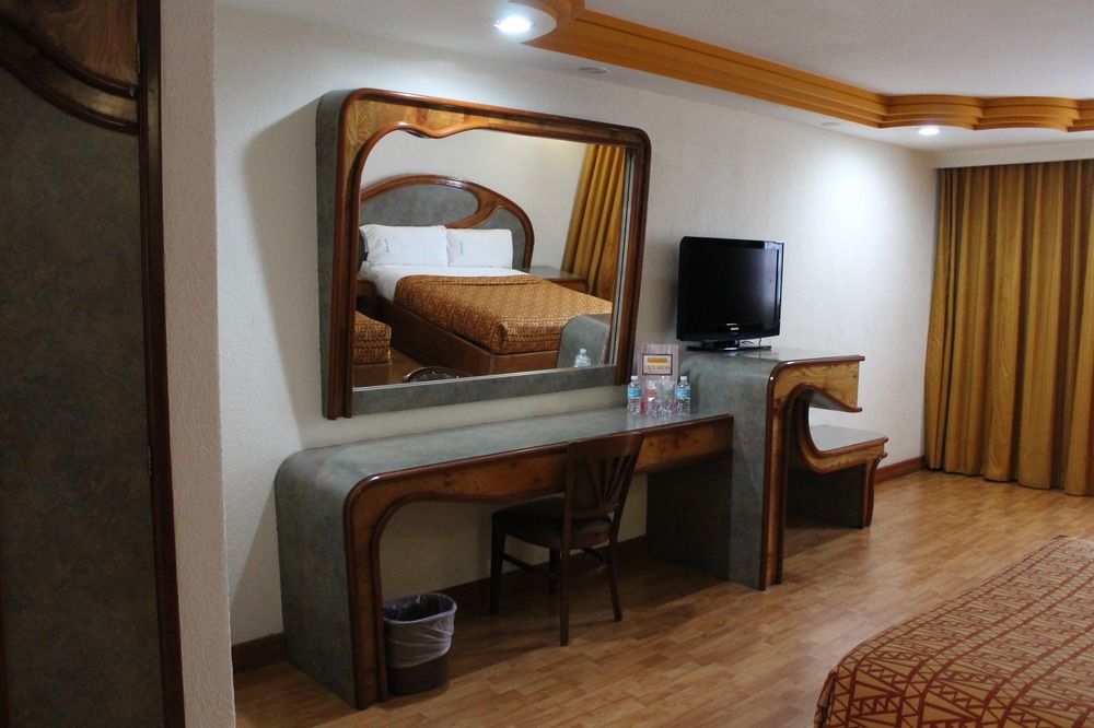 Hotel Mx Congreso Kota Meksiko Bagian luar foto